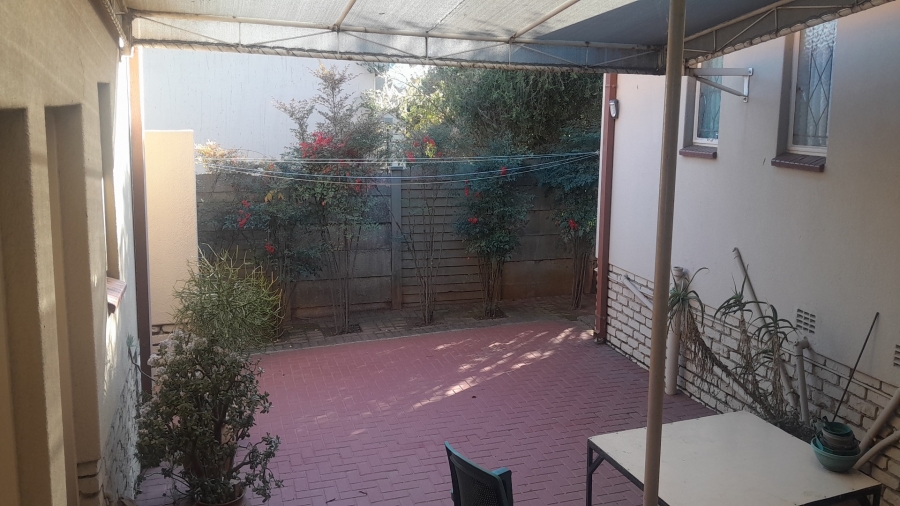 4 Bedroom Property for Sale in Vanderbijlpark SE 2 Gauteng