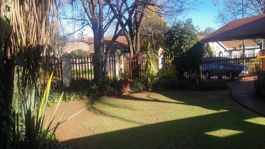 4 Bedroom Property for Sale in Vanderbijlpark SE 2 Gauteng