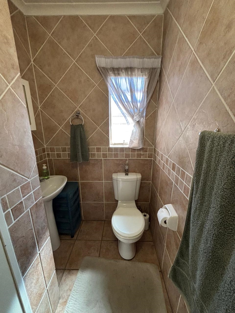 2 Bedroom Property for Sale in Eden Glen Gauteng