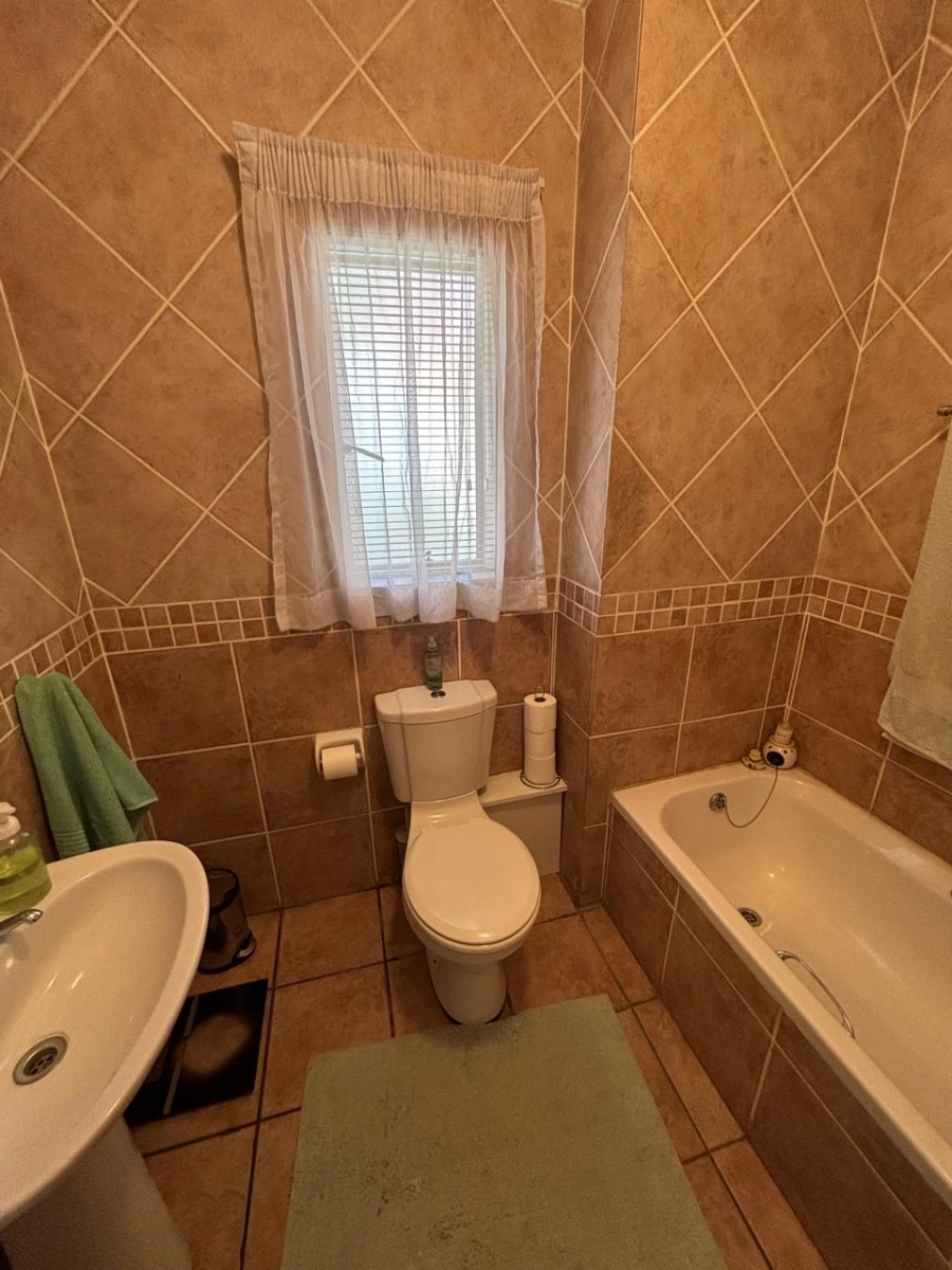 2 Bedroom Property for Sale in Eden Glen Gauteng