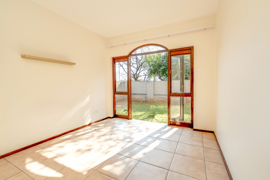 1 Bedroom Property for Sale in Douglasdale Gauteng