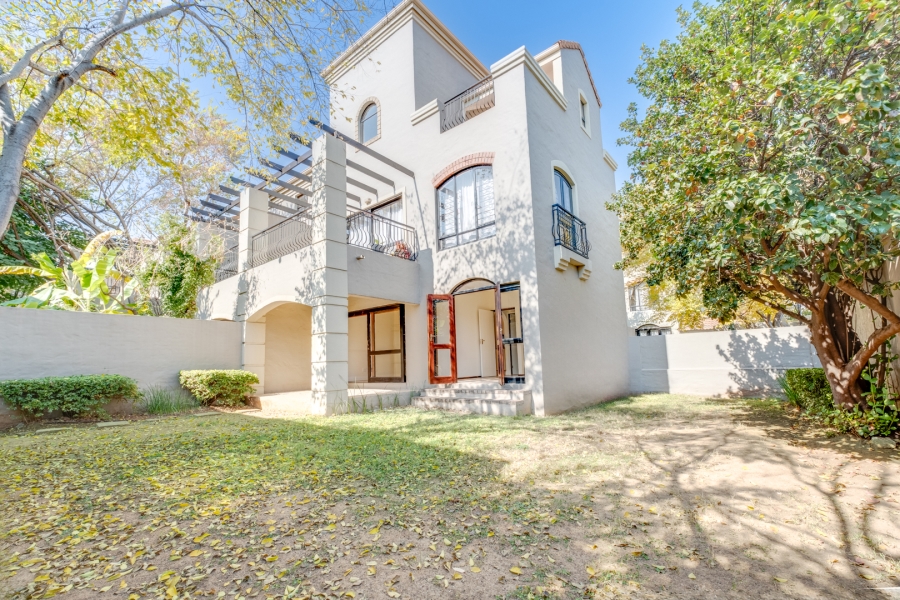 1 Bedroom Property for Sale in Douglasdale Gauteng