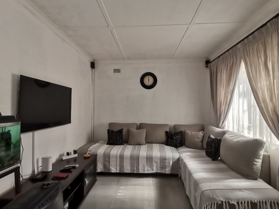 3 Bedroom Property for Sale in South Hills Gauteng