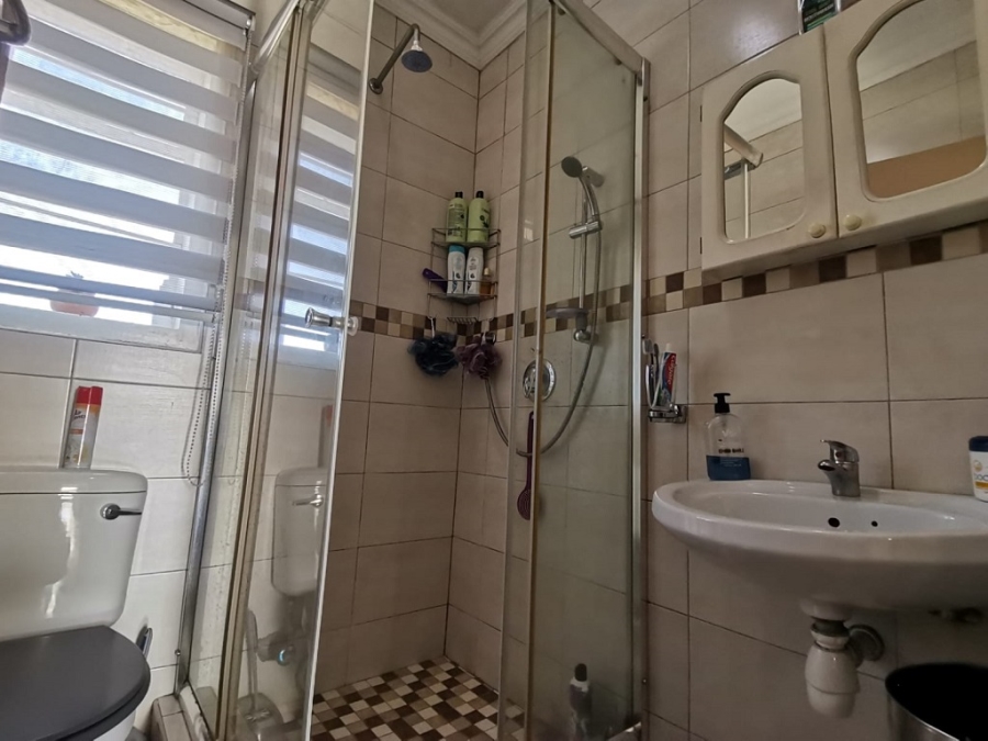 3 Bedroom Property for Sale in South Hills Gauteng