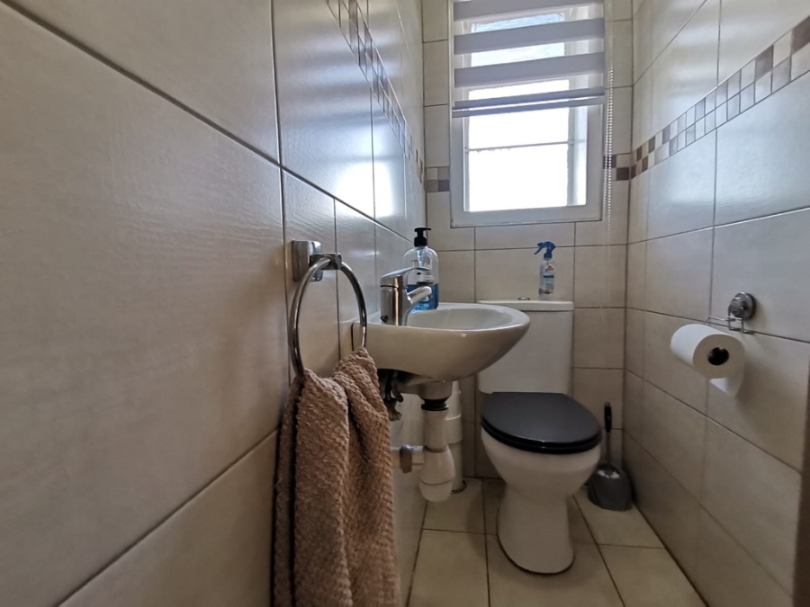 3 Bedroom Property for Sale in South Hills Gauteng