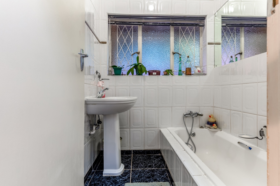 3 Bedroom Property for Sale in Florida Hills Gauteng