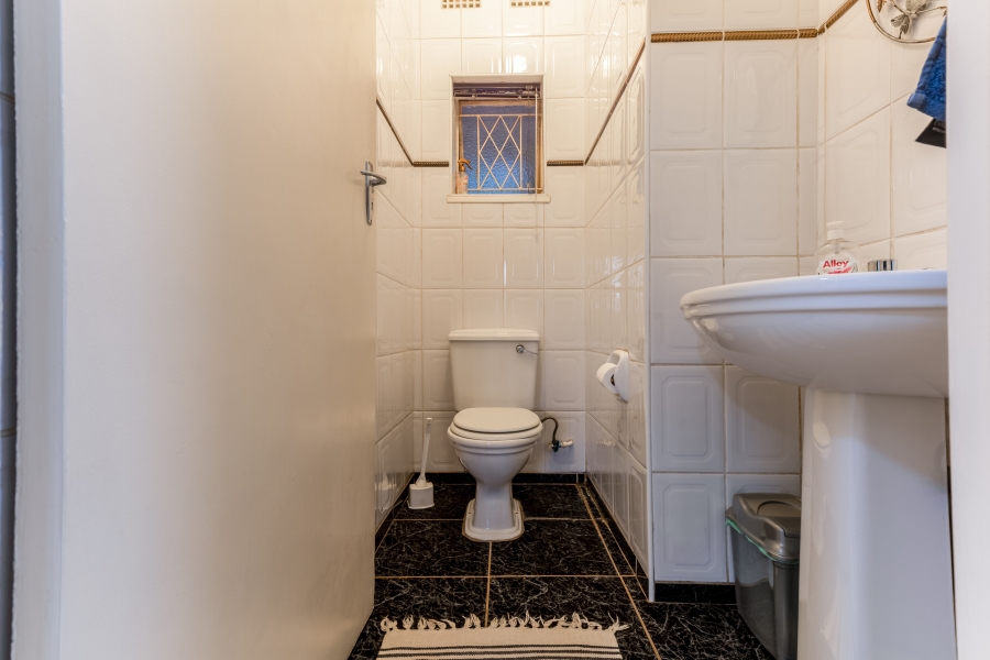 3 Bedroom Property for Sale in Florida Hills Gauteng