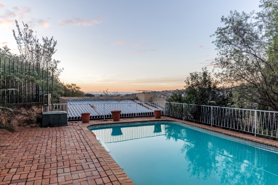 3 Bedroom Property for Sale in Florida Hills Gauteng