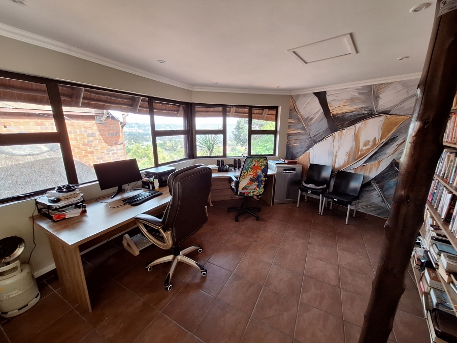 3 Bedroom Property for Sale in Roodekrans Gauteng