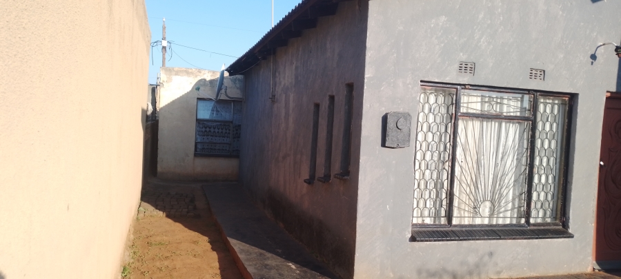2 Bedroom Property for Sale in Vosloorus Gauteng