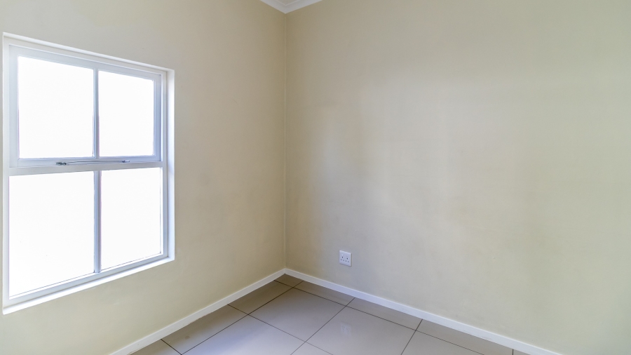 To Let 4 Bedroom Property for Rent in Noordhang Gauteng
