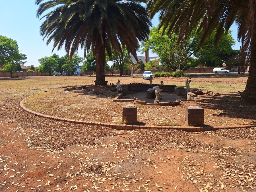 5 Bedroom Property for Sale in Oatlands Gauteng
