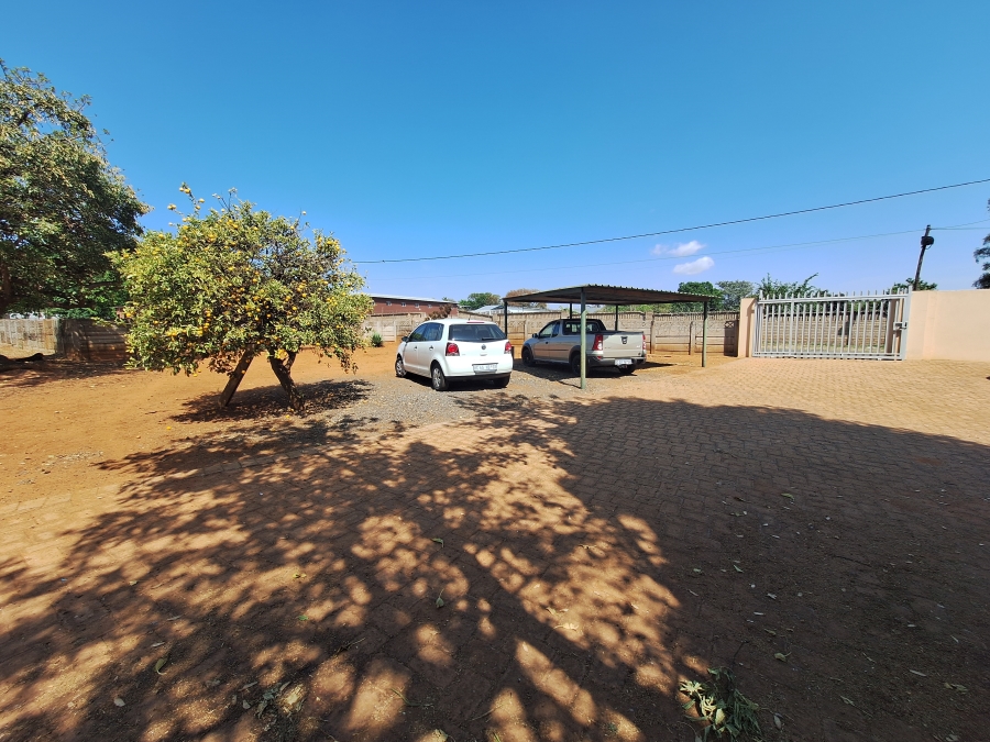 5 Bedroom Property for Sale in Oatlands Gauteng
