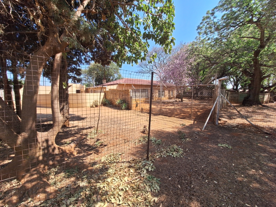 5 Bedroom Property for Sale in Oatlands Gauteng