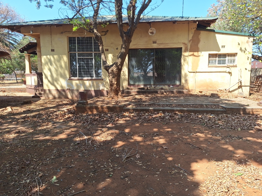 5 Bedroom Property for Sale in Oatlands Gauteng