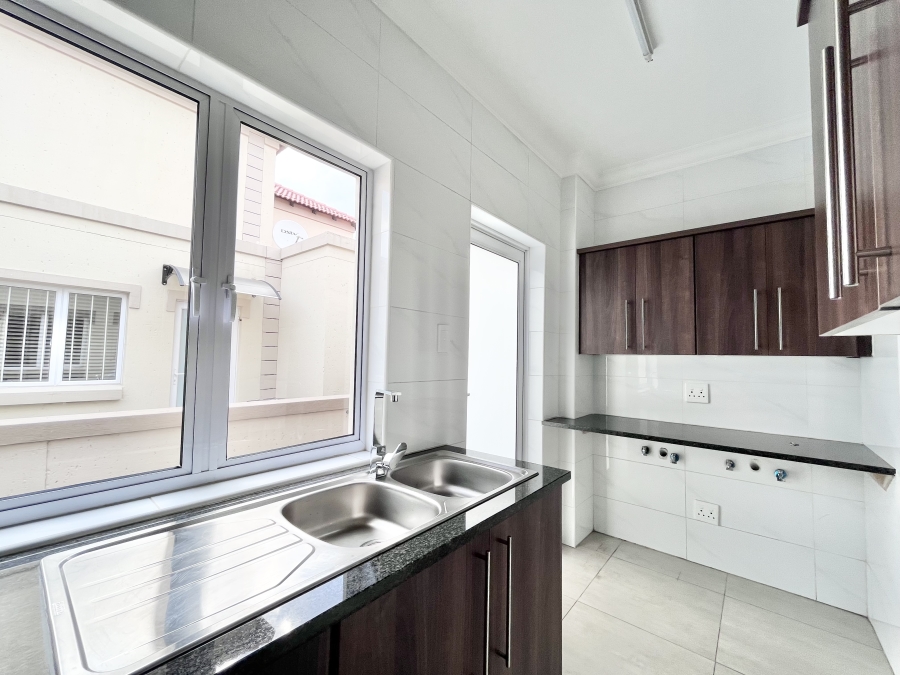 3 Bedroom Property for Sale in Blue Valley Golf Estate Gauteng