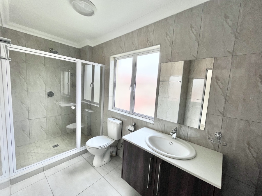 3 Bedroom Property for Sale in Blue Valley Golf Estate Gauteng