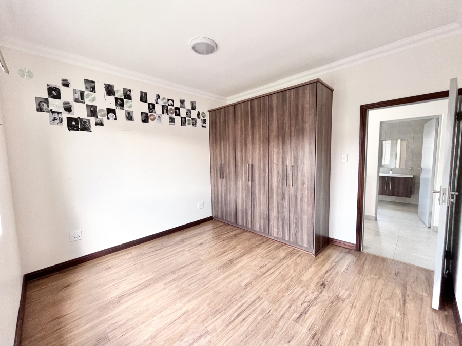 3 Bedroom Property for Sale in Blue Valley Golf Estate Gauteng