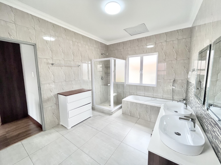 3 Bedroom Property for Sale in Blue Valley Golf Estate Gauteng