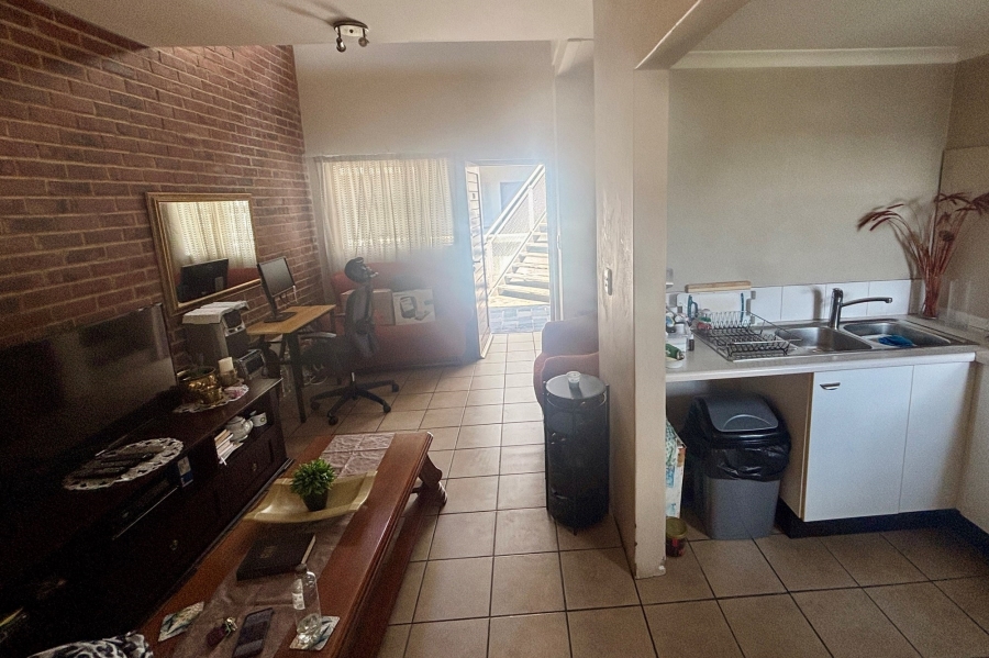 1 Bedroom Property for Sale in Houghton Estate Gauteng