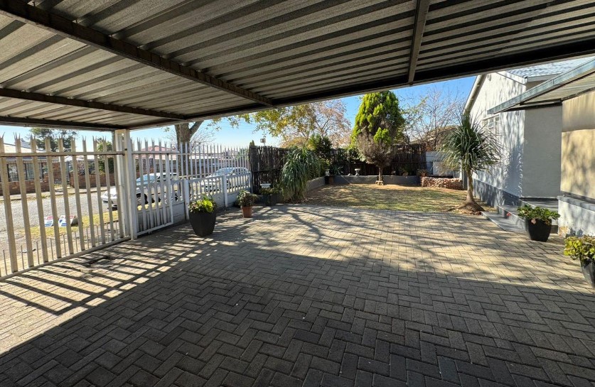 3 Bedroom Property for Sale in South Hills Gauteng
