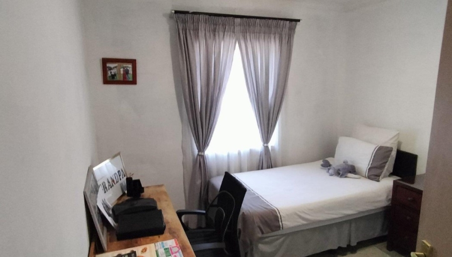 3 Bedroom Property for Sale in South Hills Gauteng