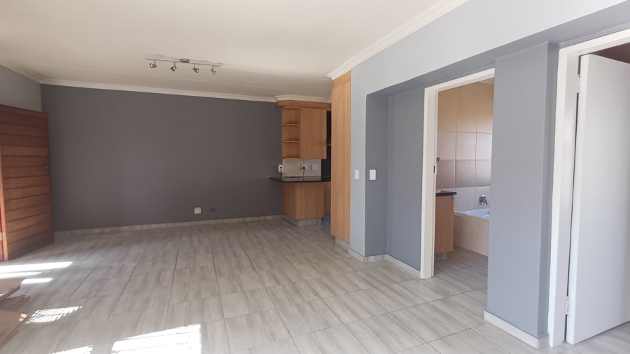 To Let 2 Bedroom Property for Rent in Meyersdal Gauteng