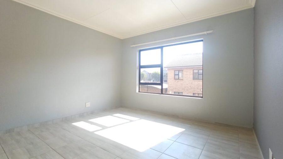 To Let 2 Bedroom Property for Rent in Meyersdal Gauteng