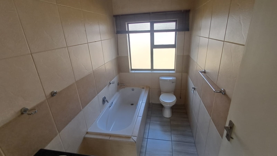 To Let 2 Bedroom Property for Rent in Meyersdal Gauteng