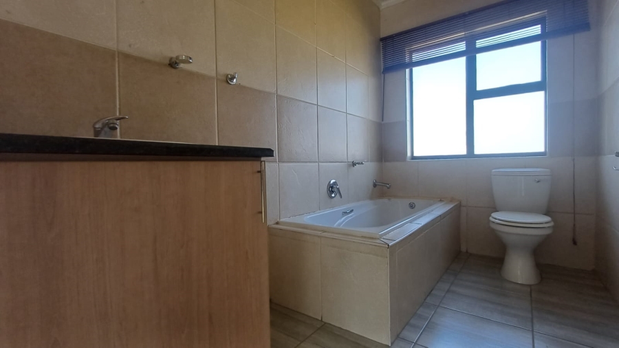 To Let 2 Bedroom Property for Rent in Meyersdal Gauteng