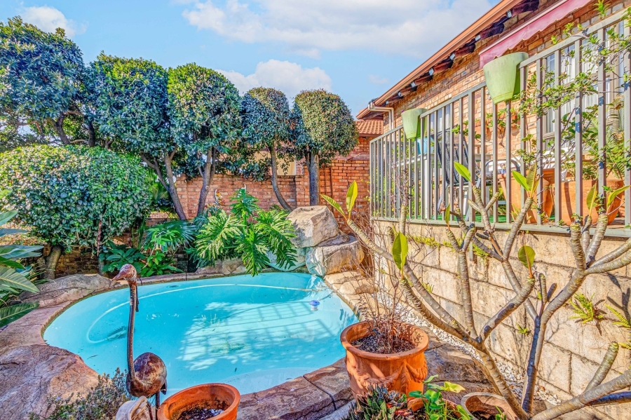 3 Bedroom Property for Sale in North Riding Gauteng