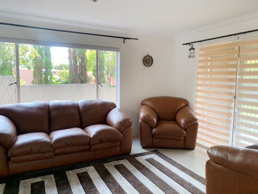 To Let 1 Bedroom Property for Rent in Douglasdale Gauteng