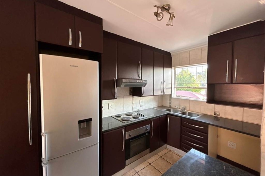 3 Bedroom Property for Sale in Vorna Valley Gauteng