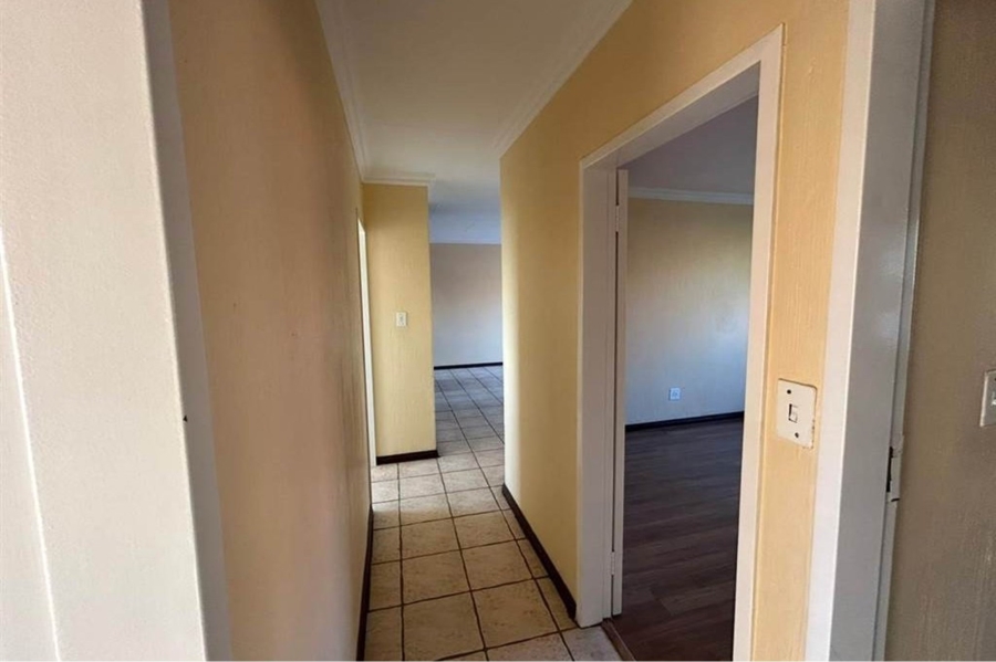 3 Bedroom Property for Sale in Vorna Valley Gauteng
