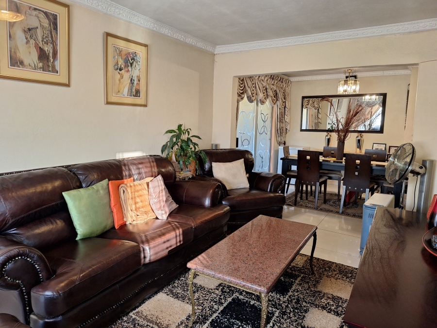 3 Bedroom Property for Sale in Protea Glen Gauteng