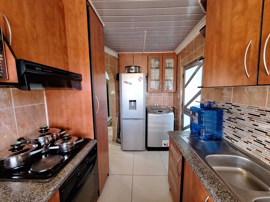 3 Bedroom Property for Sale in Protea Glen Gauteng