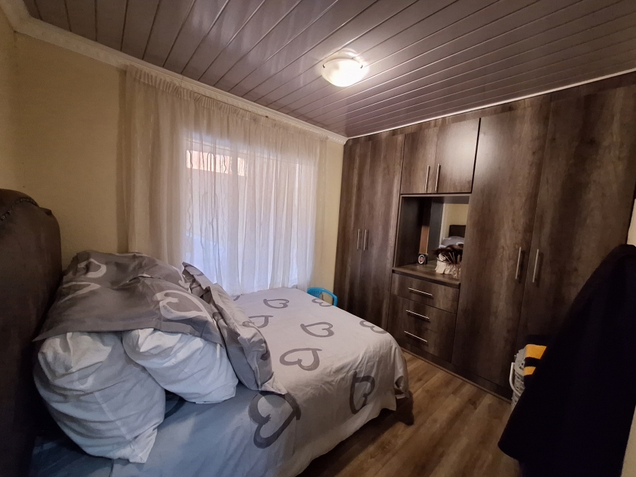 3 Bedroom Property for Sale in Protea Glen Gauteng