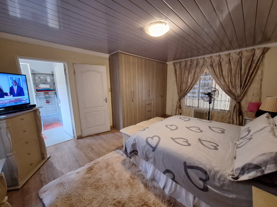 3 Bedroom Property for Sale in Protea Glen Gauteng