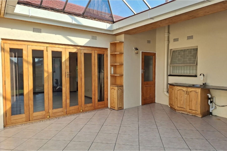 4 Bedroom Property for Sale in Vanderbijlpark SE 7 Gauteng