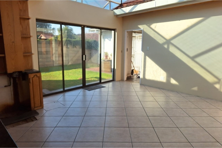 4 Bedroom Property for Sale in Vanderbijlpark SE 7 Gauteng