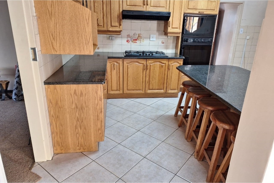 4 Bedroom Property for Sale in Vanderbijlpark SE 7 Gauteng