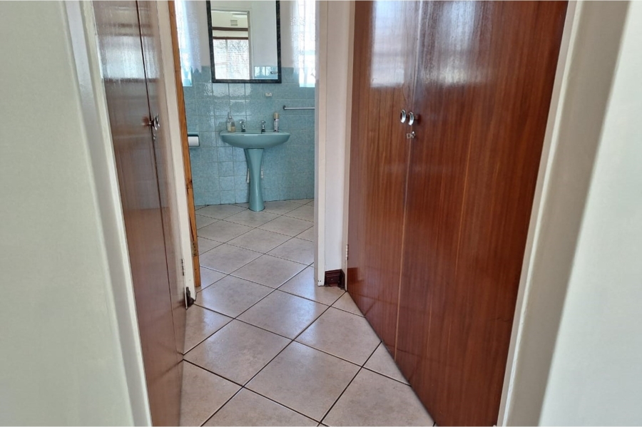 4 Bedroom Property for Sale in Vanderbijlpark SE 7 Gauteng