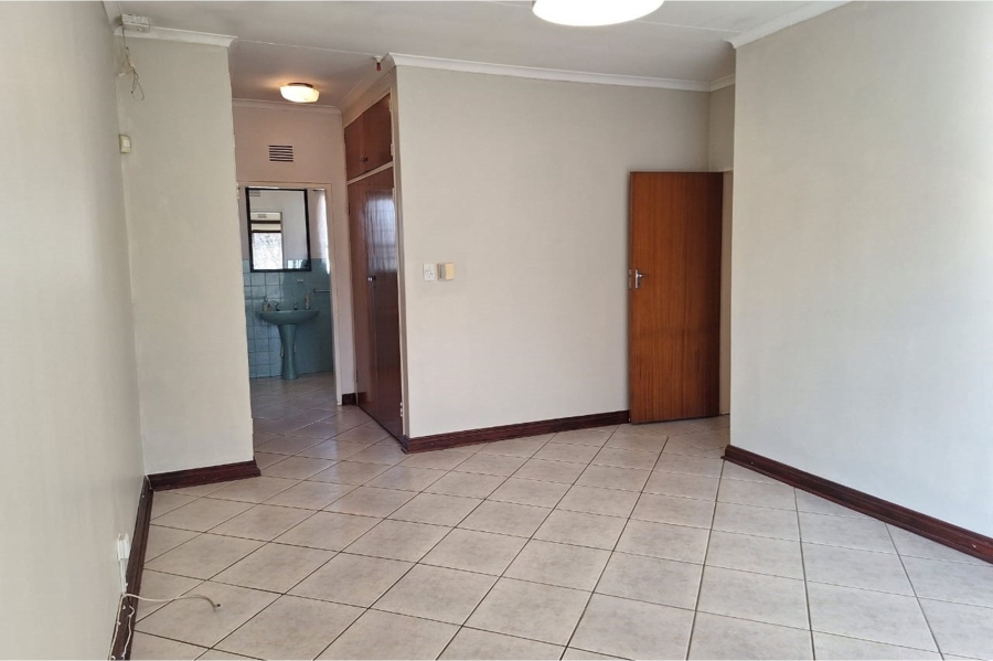 4 Bedroom Property for Sale in Vanderbijlpark SE 7 Gauteng