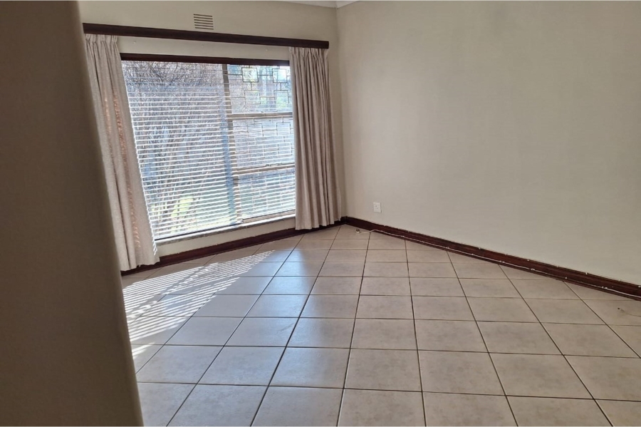 4 Bedroom Property for Sale in Vanderbijlpark SE 7 Gauteng