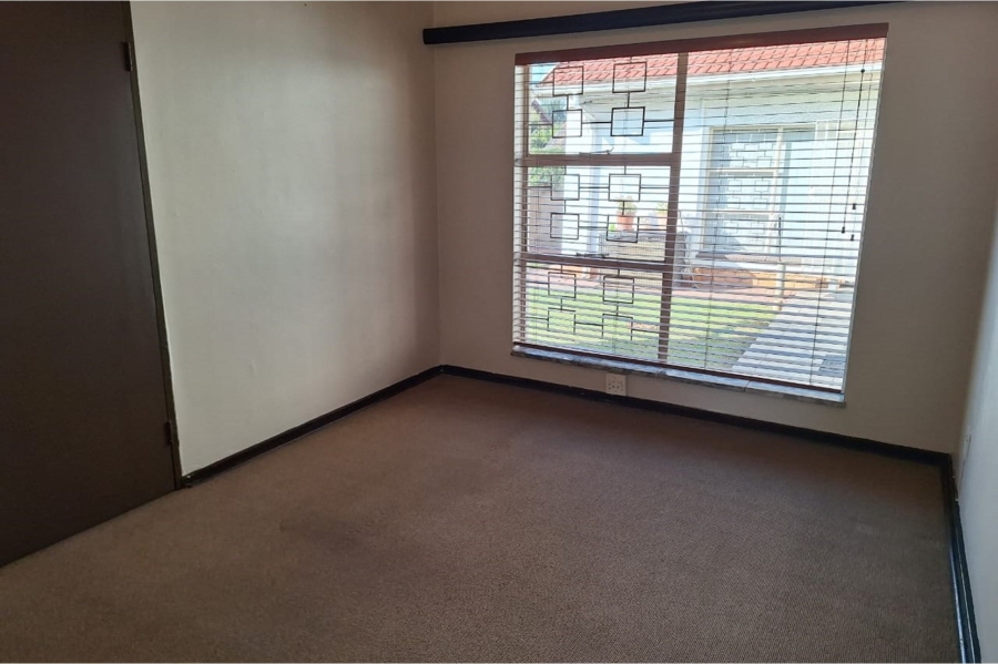 4 Bedroom Property for Sale in Vanderbijlpark SE 7 Gauteng
