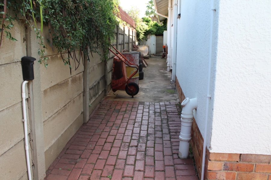 4 Bedroom Property for Sale in Vanderbijlpark SE 7 Gauteng