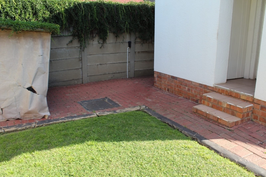 4 Bedroom Property for Sale in Vanderbijlpark SE 7 Gauteng