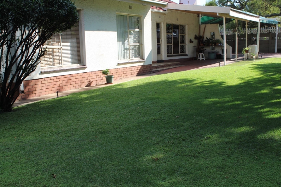 4 Bedroom Property for Sale in Vanderbijlpark SE 7 Gauteng