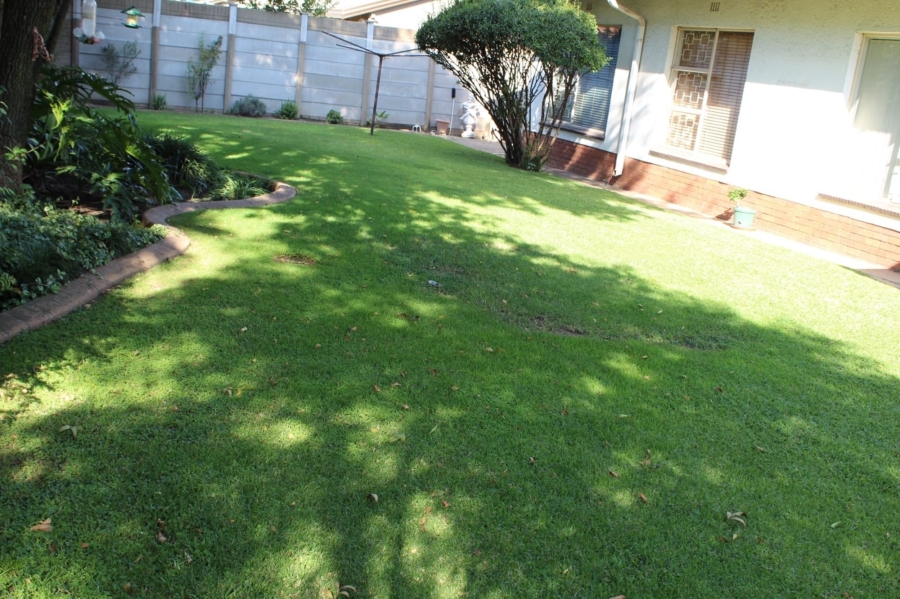 4 Bedroom Property for Sale in Vanderbijlpark SE 7 Gauteng
