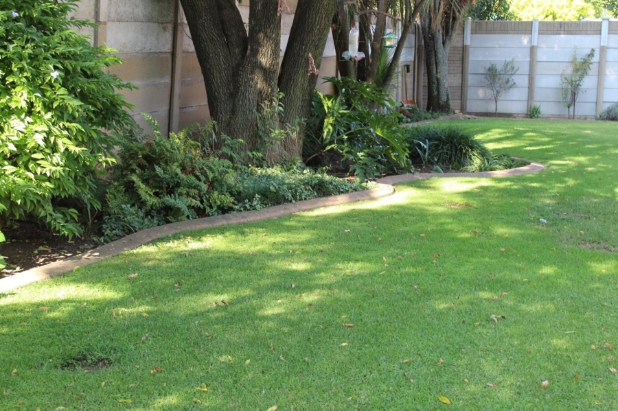 4 Bedroom Property for Sale in Vanderbijlpark SE 7 Gauteng
